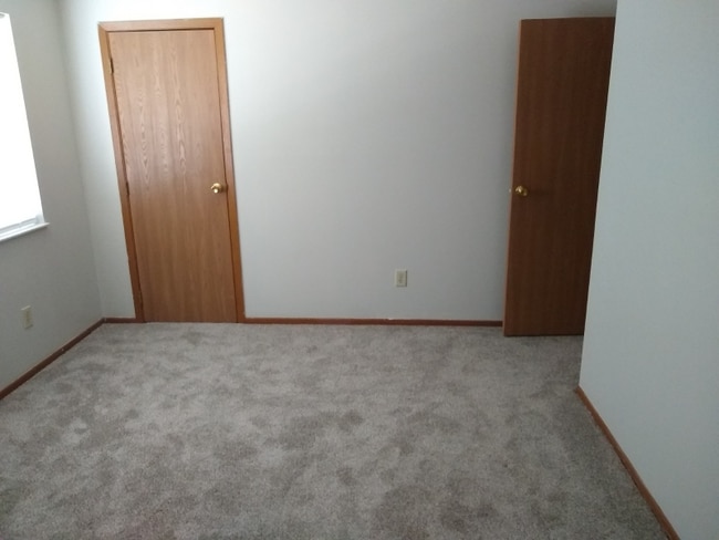 Building Photo - 5312 Boehm Dr