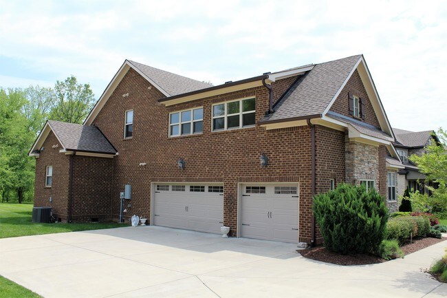 Building Photo - 3328 Bartrams Bridge Rd