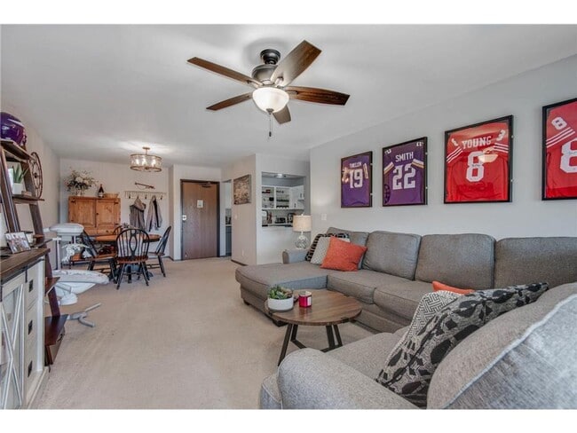 Building Photo - Stylish Eagan Condo w/ Private Balcony, Underground Parking, Updated Kitchen and More!!!
