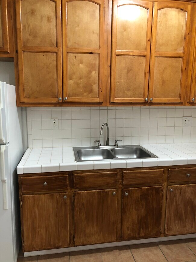 Foto del edificio - 1039 N Ardmore Ave