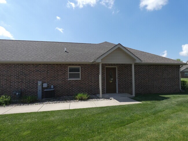 Building Photo - 629 N Edgemere Dr