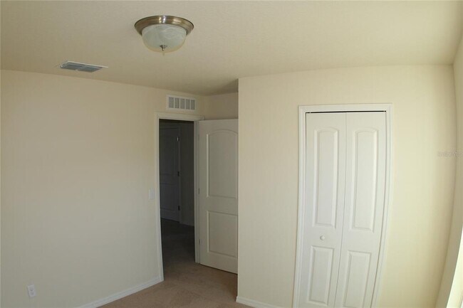 Foto del edificio - 4362 High Ridge Ave