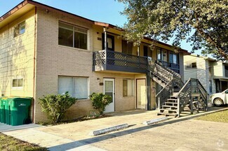 Building Photo - 611 W Byrd Blvd