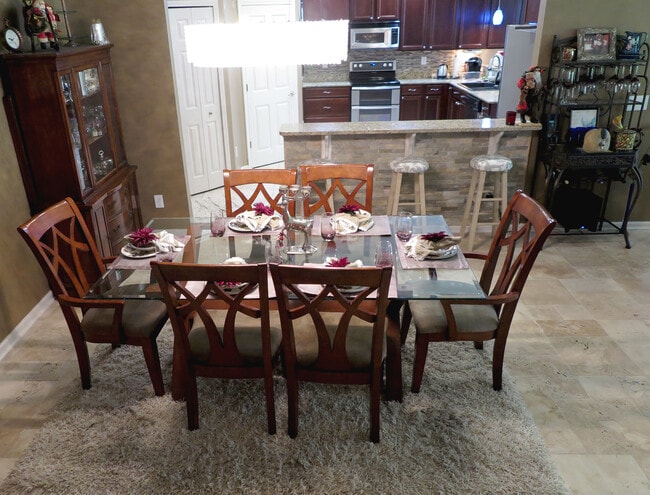 Dining - 437 Lake Monroe Pl