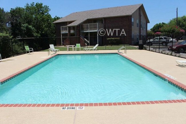 Foto del edificio - 2 bedroom in ROUND ROCK TX 78681