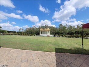 Building Photo - 10700 Ravenna Way