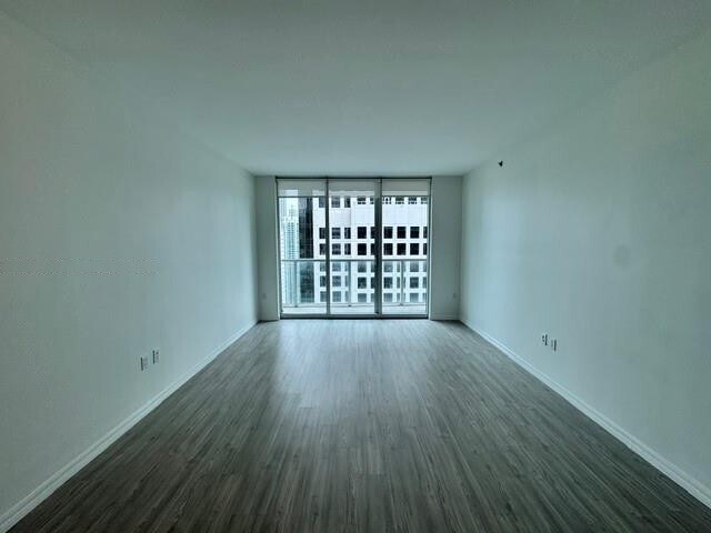 Building Photo - 500 Brickell Ave