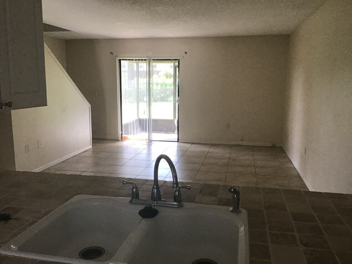 Foto principal - Decatur St Units