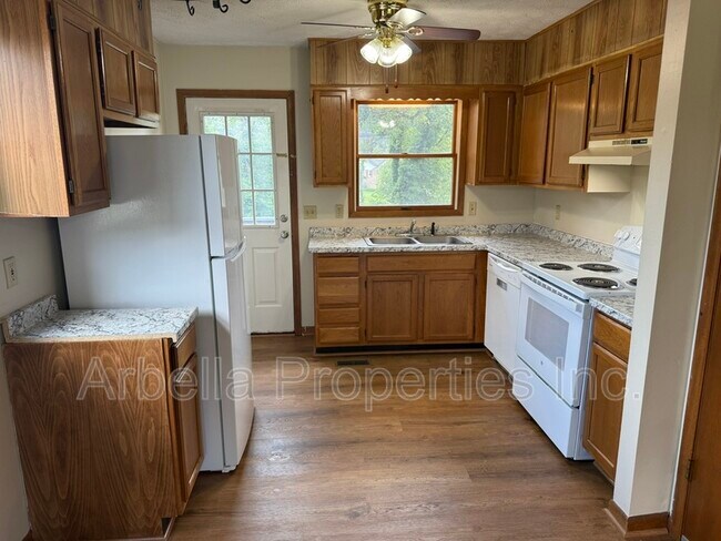 Foto del edificio - 905 Kendrick Creek Rd