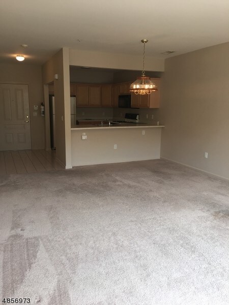 Building Photo - 3125 Franklin Ln