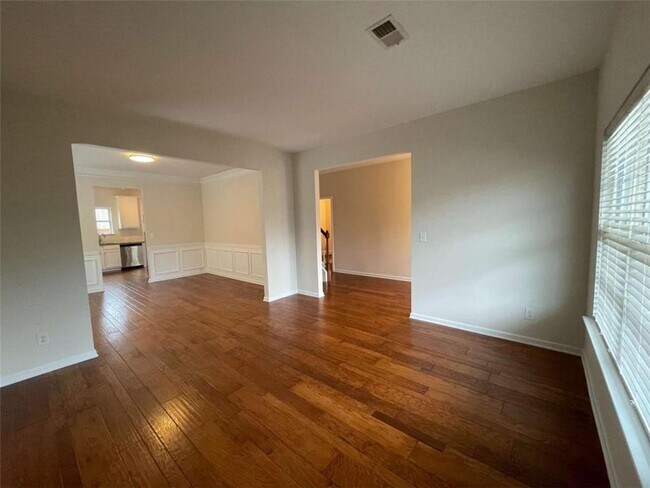 Building Photo - 4205 Pointe Vecchio Cir