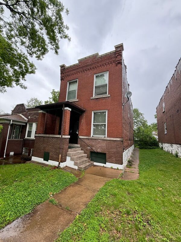 Primary Photo - 3645 Alberta St