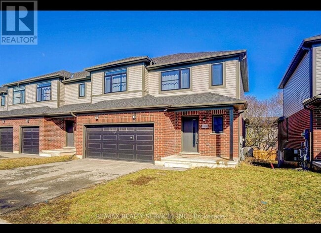 Photo du bâtiment - 1319 Michael Cir