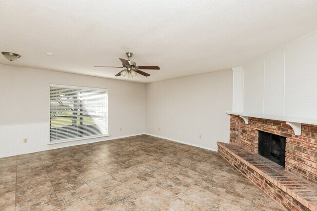 Foto del edificio - 6317 Sunset Rd