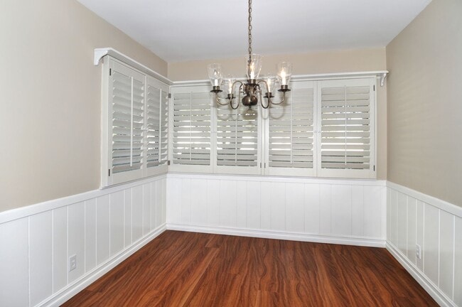 Building Photo - Centrally located in the heart of Orange