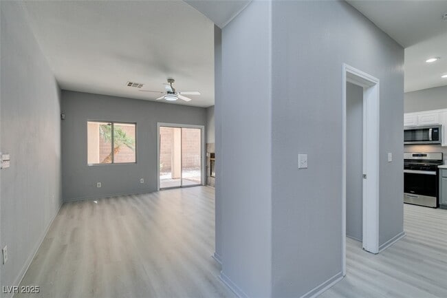Building Photo - 803 Binbrook Dr