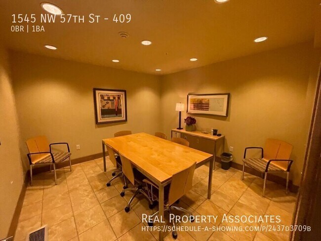 Foto del edificio - 1545 NW 57th St