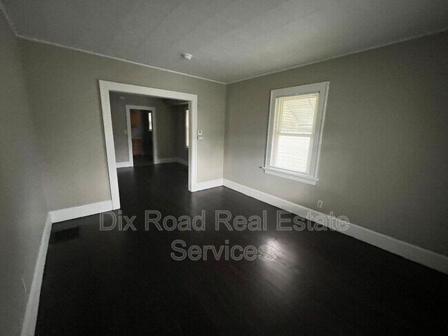 Foto del edificio - 306 Hudson Ave
