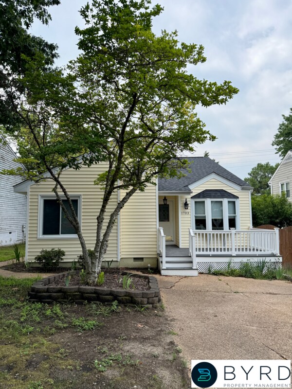 Foto del edificio - 1703 Sheldrake Ct