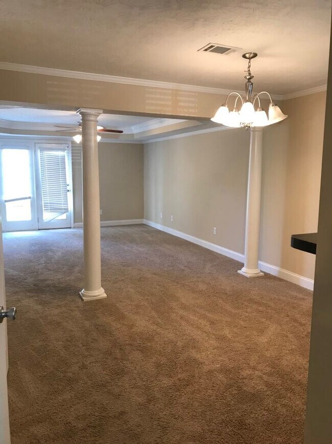 Foto del edificio - 2208 Brechin Lane - Hopetown Villas