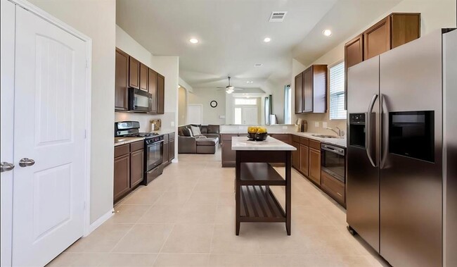 Building Photo - 3543 Paganini Pl
