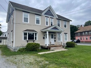 Building Photo - 67 Carson Ave