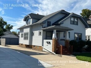 Building Photo - 1217 Augusta St