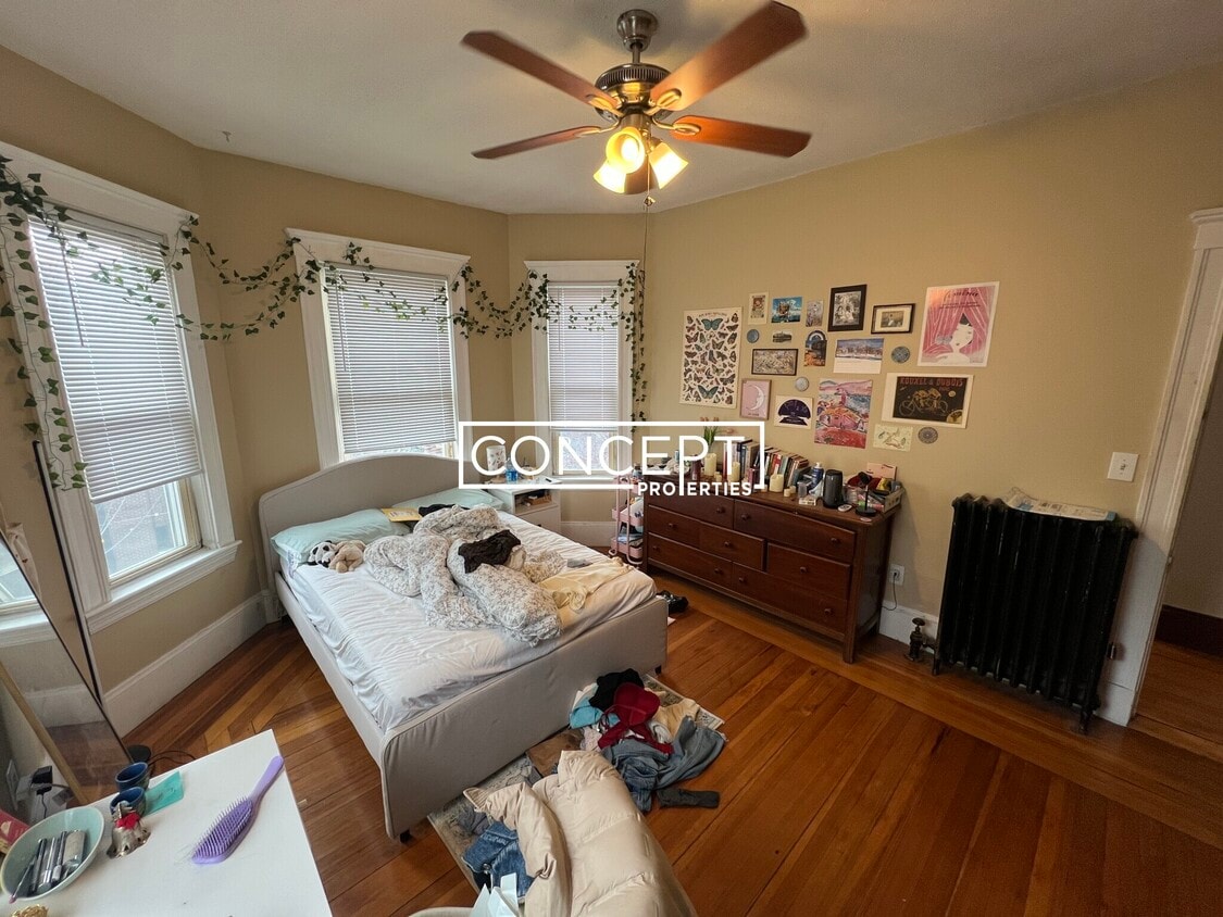 223 Holland St Unit 3CP, Somerville, MA 02144 Condo for Rent in