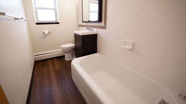 Interior Photo - AVID Uptown