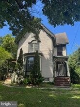 Building Photo - 178 East Ave