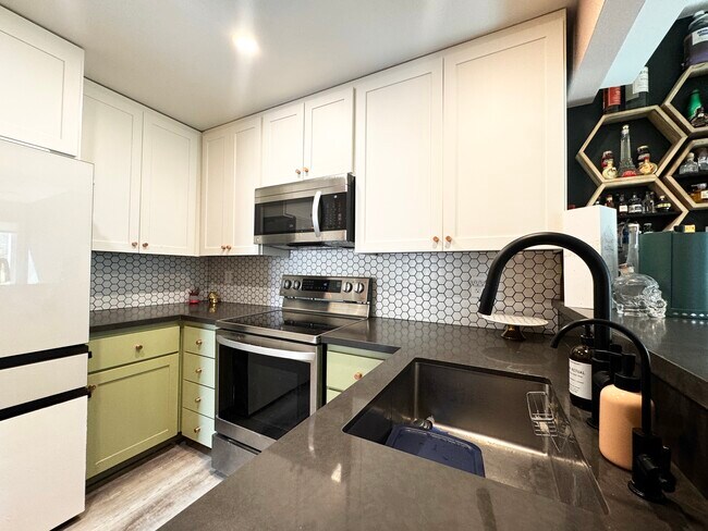 Foto del edificio - 4783 Pine Forest Ln