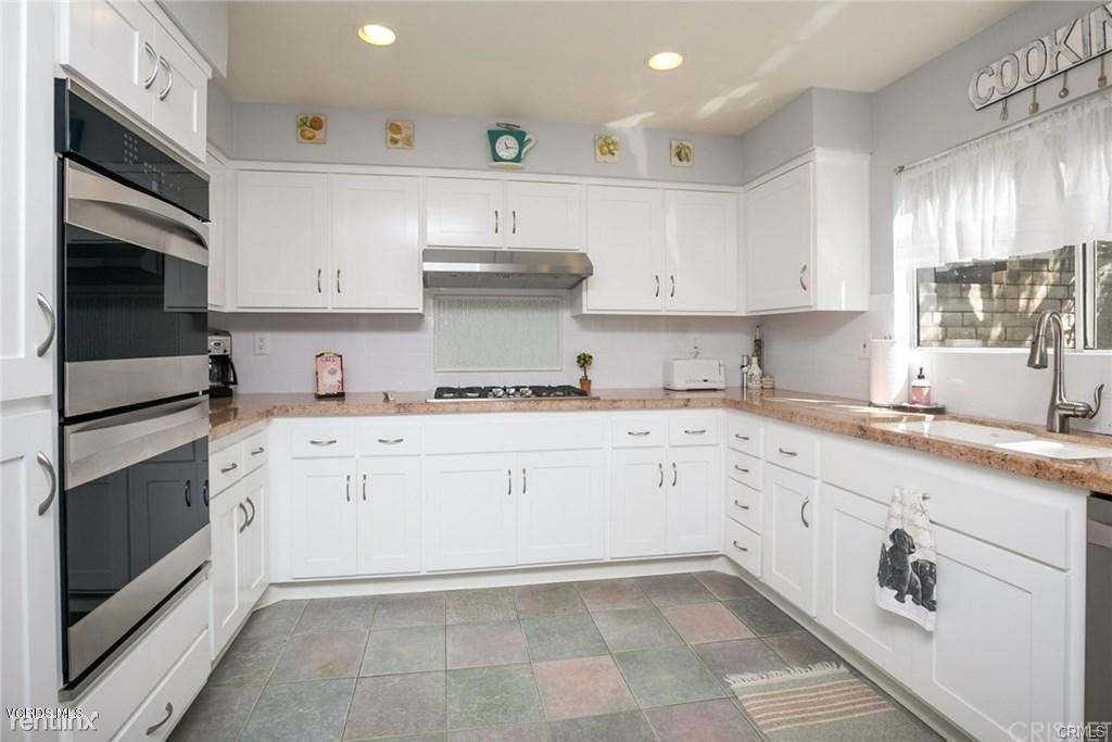 Primary Photo - 5 br, 3 bath House - 5061 Blackpool Ave