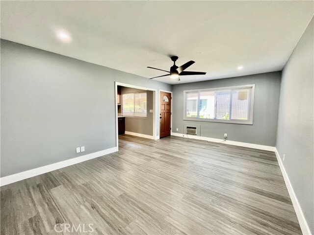 Building Photo - 3070 Vineland Ave