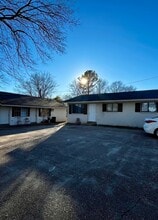 Building Photo - 2112 14th Ave N
