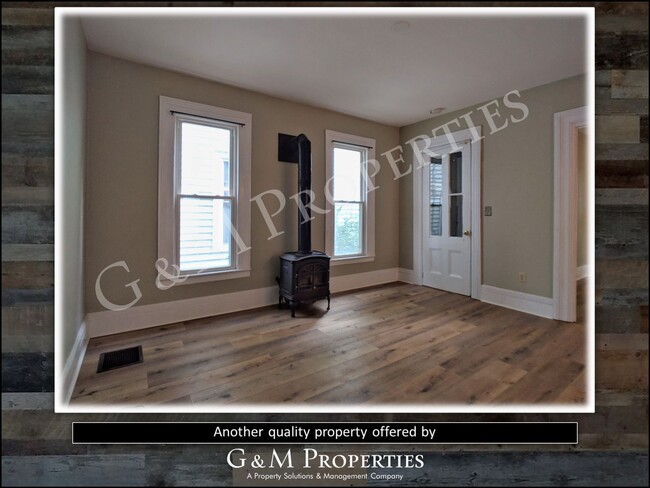 Foto del edificio - 3-Bedroom Rental Home: South Wedge Neighbo...