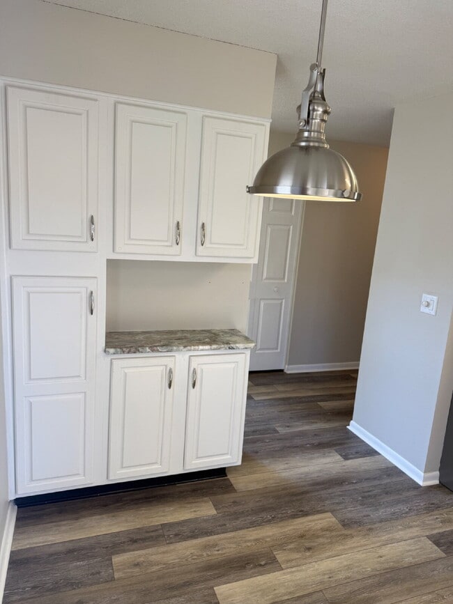 Building Photo - Stunning 2-Bed, 2-Bath Condo Views,  Modern Amenities in Waynesville, NC