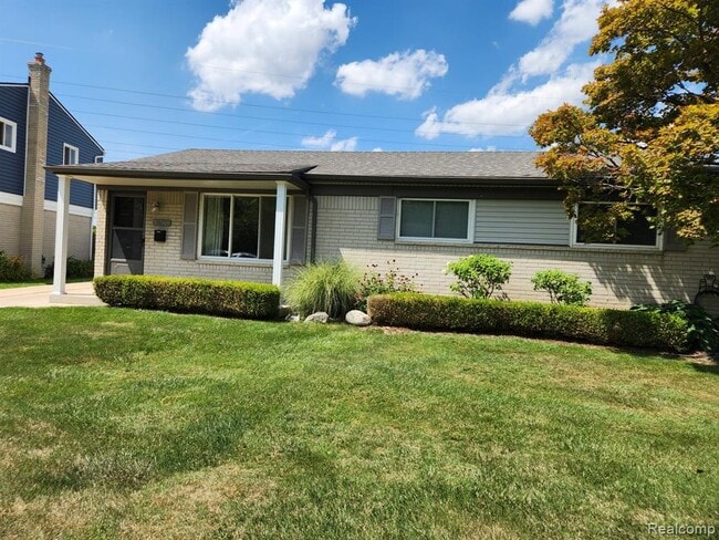 Building Photo - 30569 Westmore Dr