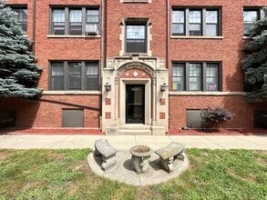 Building Photo - 1030 Dempster St