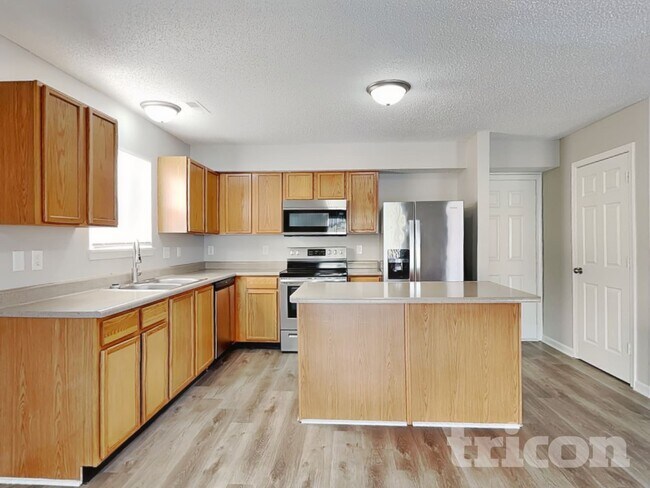 Foto del edificio - 676 Blue Meadow Dr