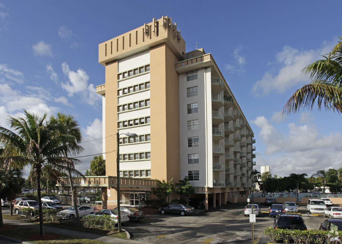 Building Photo - Gateway House