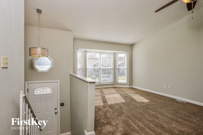 Building Photo - 3201 Lupine Dr