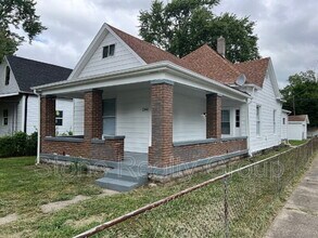 Building Photo - 2348 Liberty Ave