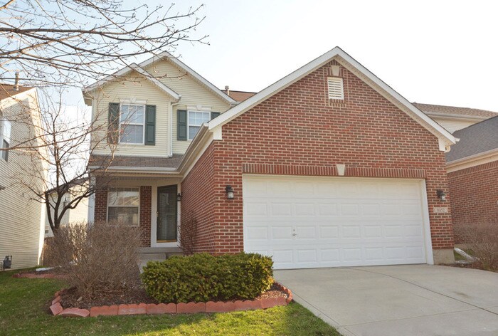 Foto principal - 3 Bed 2 Bath near Fort Harrison State Park!