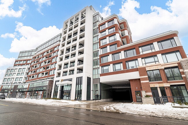 Photo du bâtiment - 259 The Kingsway