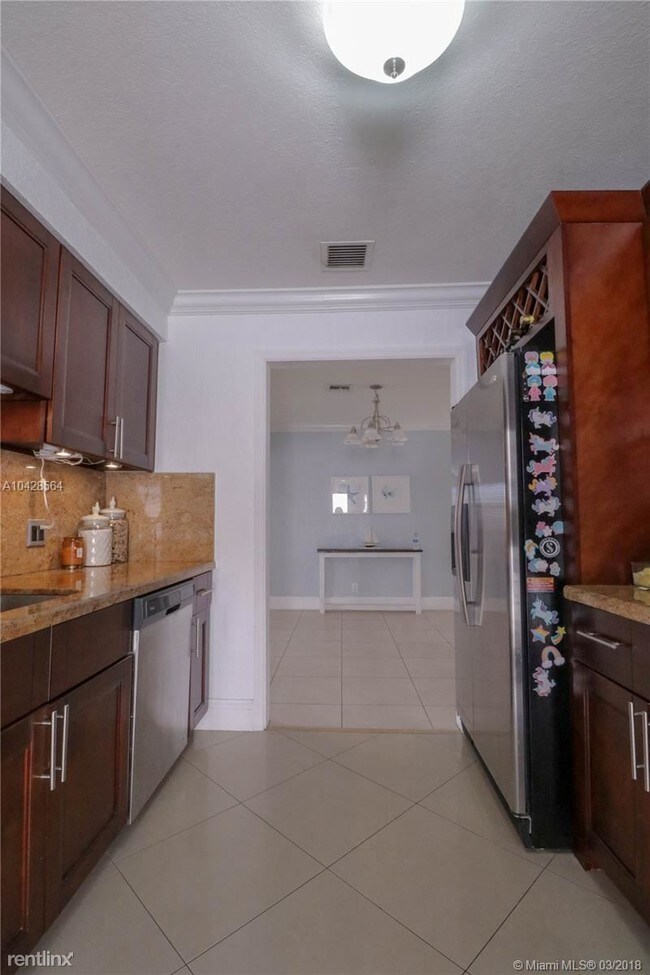 Foto del edificio - 1711 N 16th Ct
