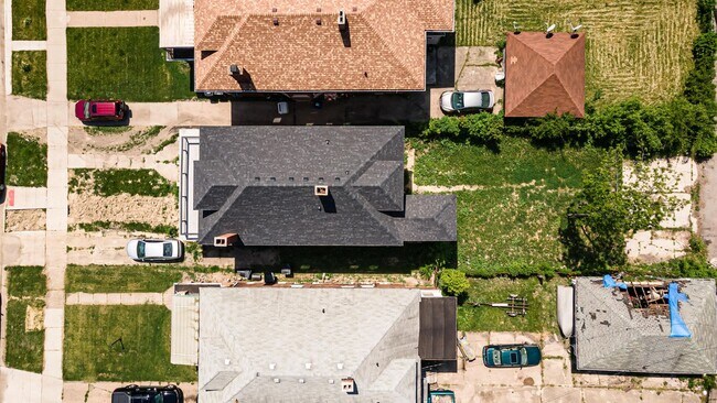 Foto del edificio - 1224/1226 Virginia Park - FDR - A