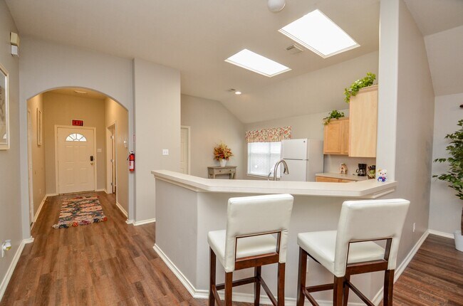 Foto del edificio - 24407 Pepperrell Pl St