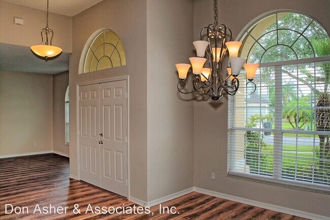 Building Photo - 4 br, 3 bath House - 519 Lakescape Court