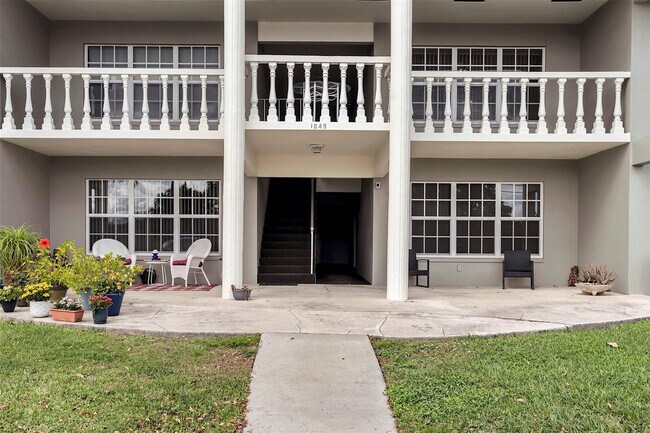 Foto del edificio - 1049 NW 30th Ct