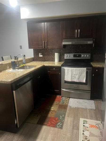 Building Photo - 7160 Sportsman Dr